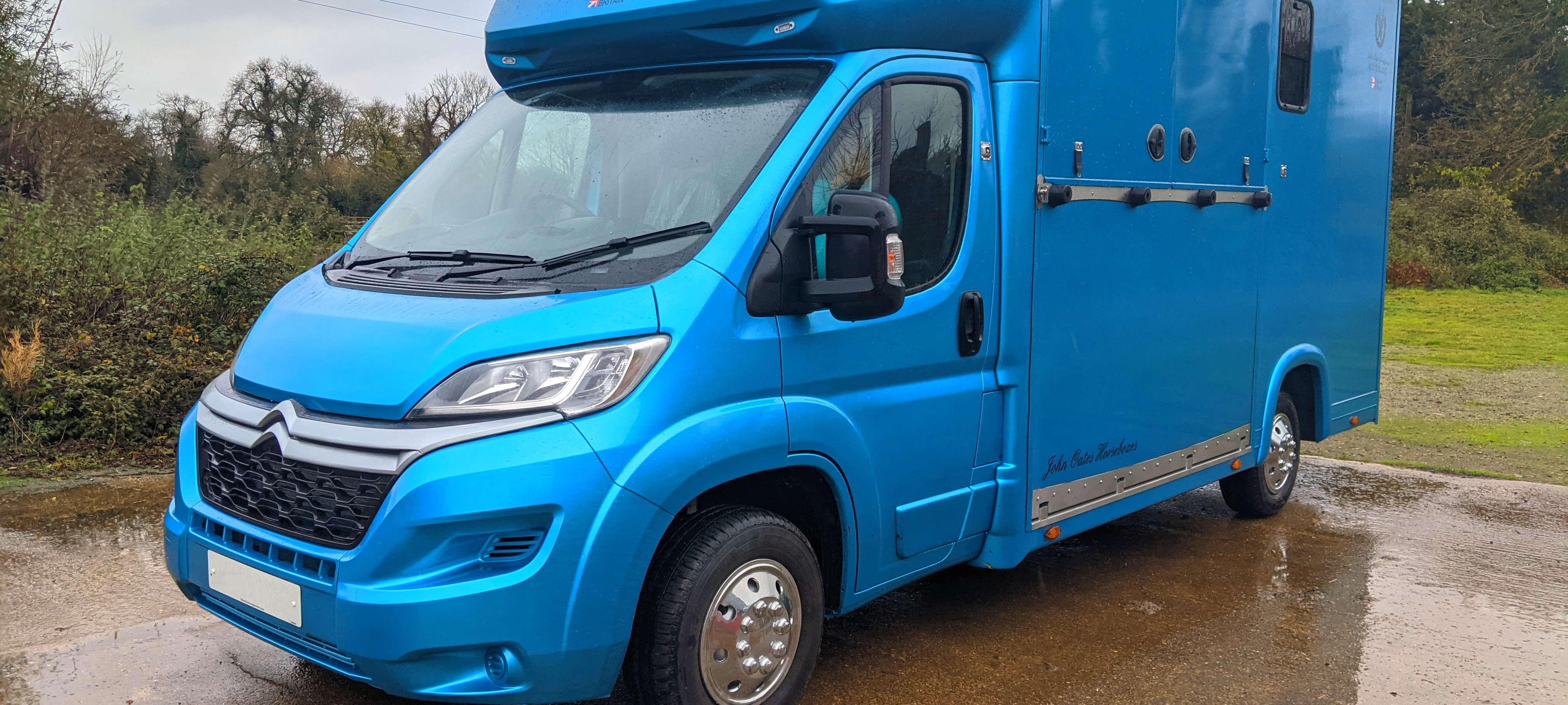 Horsebox Insurance  Get A Quote Today  Equesure